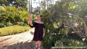 Lisbet Newton at Mercer Botanic Garden (2)