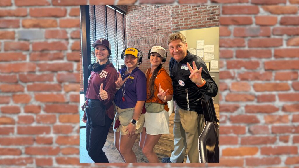 R&R CraftHouse Grill team in Cypress, Texas