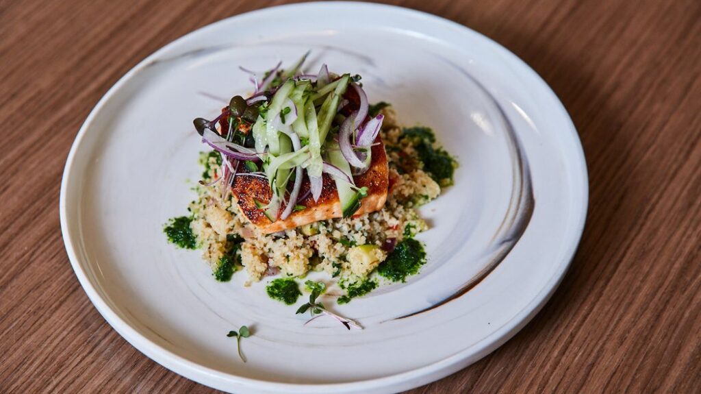 dinner at the downtown club at the met